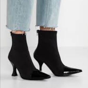 luzbel bootie jeffrey campbell